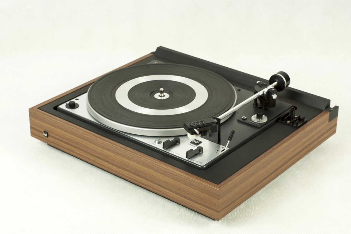 Dual 1225 turntable, original plinth - walnut